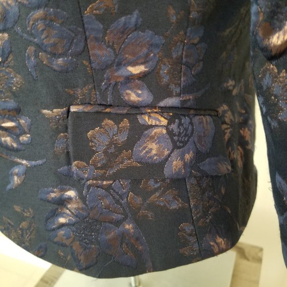 Rickie Freeman Teri Jon Puff Ruffled Collar Metallic Floral Blazer - Picture 4 of 13